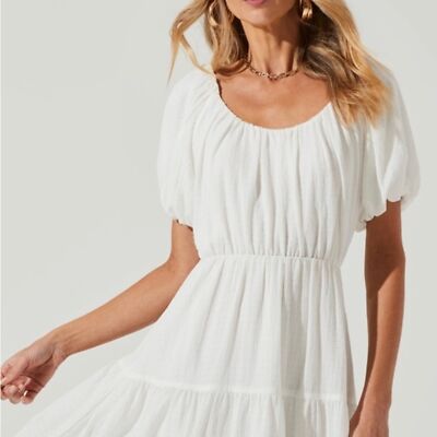 astr the label tiered short sleeve dress ASTR THE LABEL Size M Poplin Puff Sleeve Tiered Dress Taupe Color Midi  Dress