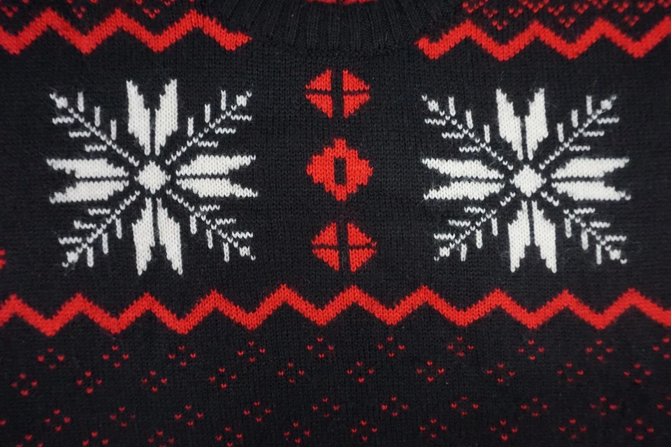 Hastings Smith Sweater Womens Medium Black Red Vintage Wool Christmas Snowflake - Image 4 of 4