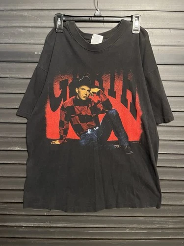 Vintage 90s Garth Brooks Red/Black Tshirt Size X-Large Mens 1990s vintage concert t-shirt, vintage, size L, single stitch, B+ condition