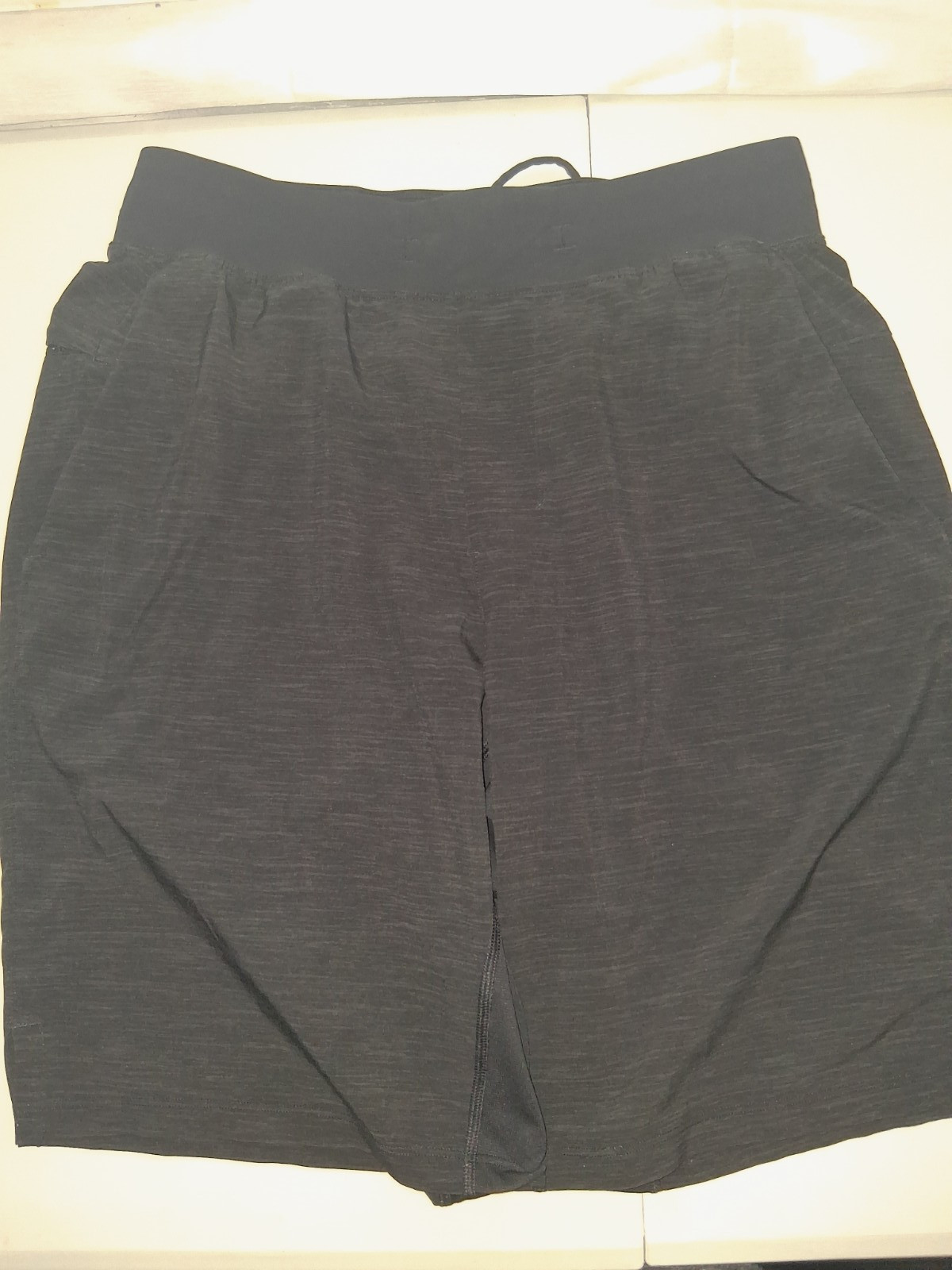 lululemon mens shorts 7 inch small
