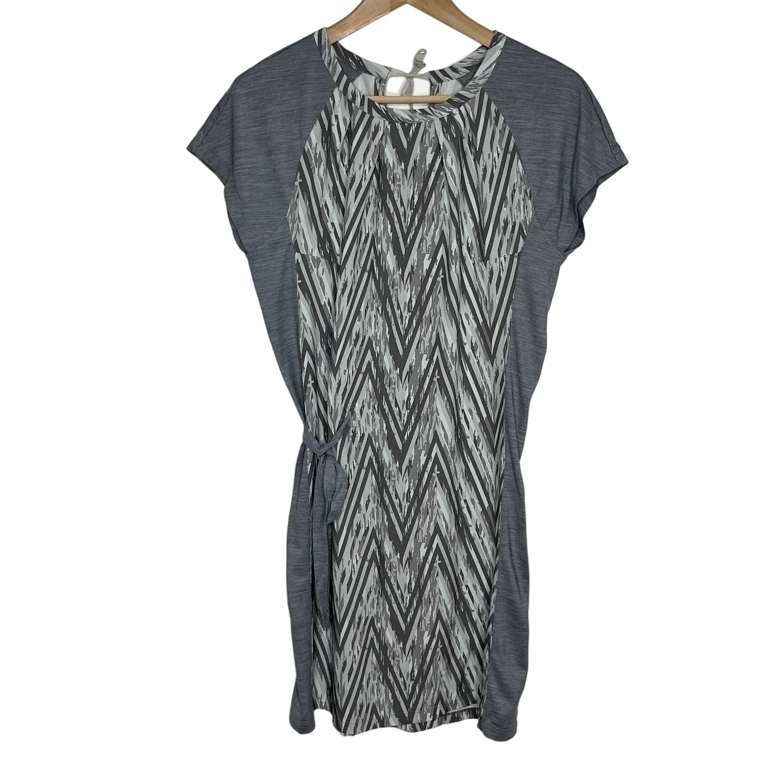 smartwool merino sport zig zig print short sleeve dress