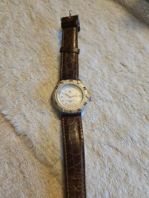 vintage mens yess watch with genuine leather yess band new battery