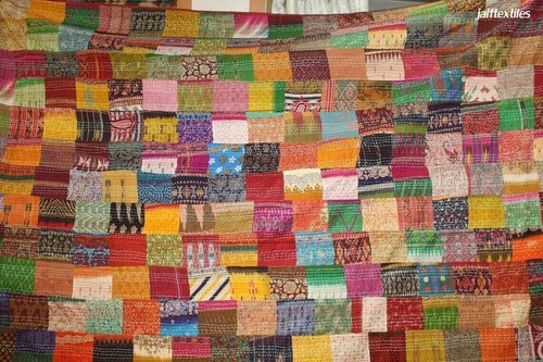 Vintage Silk Patchwork Kantha Bedspread Indian Handmade Quilt Throw Blanket - Picture 4 of 5