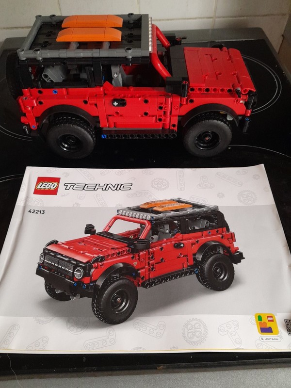 LEGO Technic 42213 Ford Bronco SUV