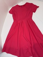 Women  s Pink Fit And Flare Dress Size Medium Short Sleeves With Pockets