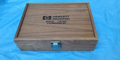 HP Hewlett Packard 85033D 3.5mm Calibration Kit Wooden Case