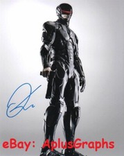 JOEL KINNAMAN... Robocop (2014) SIGNED JOEL KINNAMAN... Robocop (2014) SIGNED