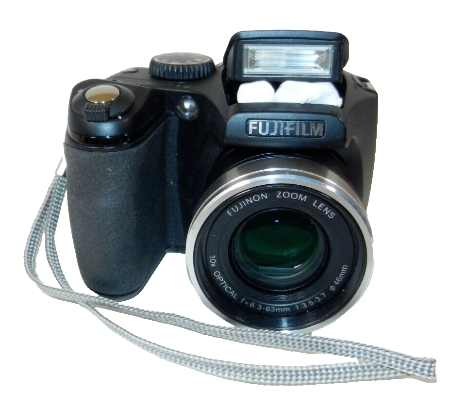 Fujifilm FinePix S700 7.1MP Digital Camera - Black - See