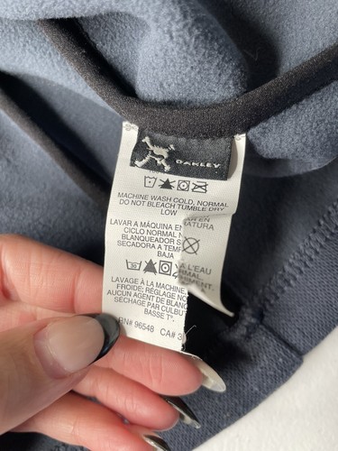 Oakley Mock Neck Jacke Medium Erwachsene grau mit durchgehendem Reißverschluss Taschen Druckknapp Schulter Damen - Bild 9 von 12