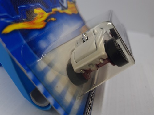 Hot Wheels 2001 First Editions 4/36 Sooo Fast White 28737 Collector #016 New NIB - Picture 6 of 10