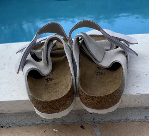 Sandali Birkenstock in pelle bianca con due cinturini taglia 44 made in Germany - Foto 7 di 15