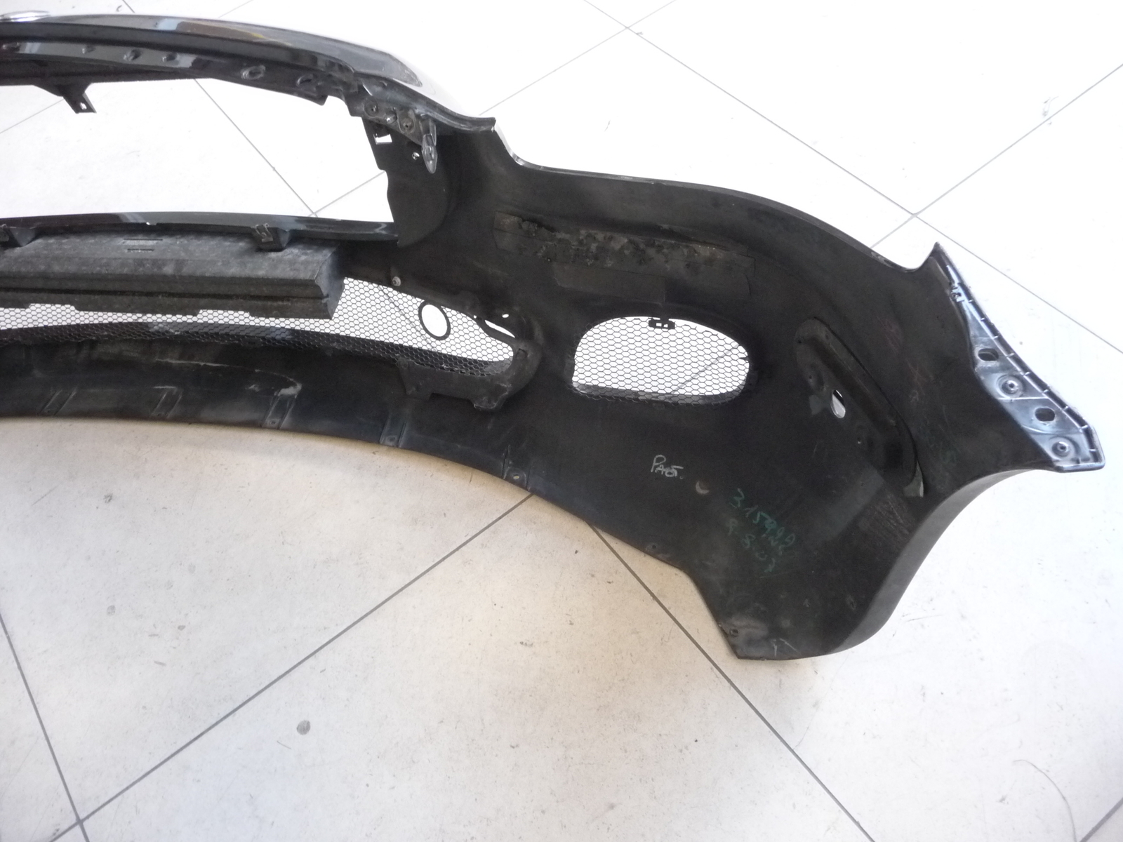 03-07 Maserati Quattroporte Front Bumper Cover & Grills NON PDS 980139379 OEM