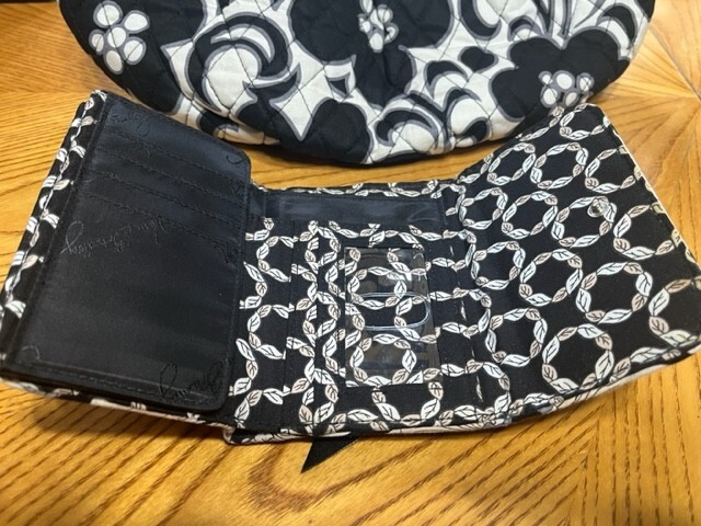 Picture 6 of 9
