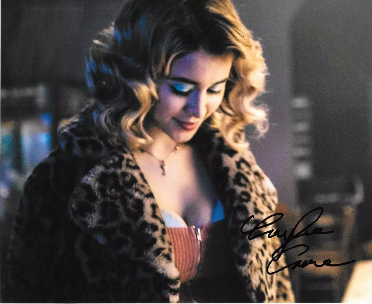 * CAYLEE COWAN * signed 8x10 photo * WILLY'S WONDERLAND * 2