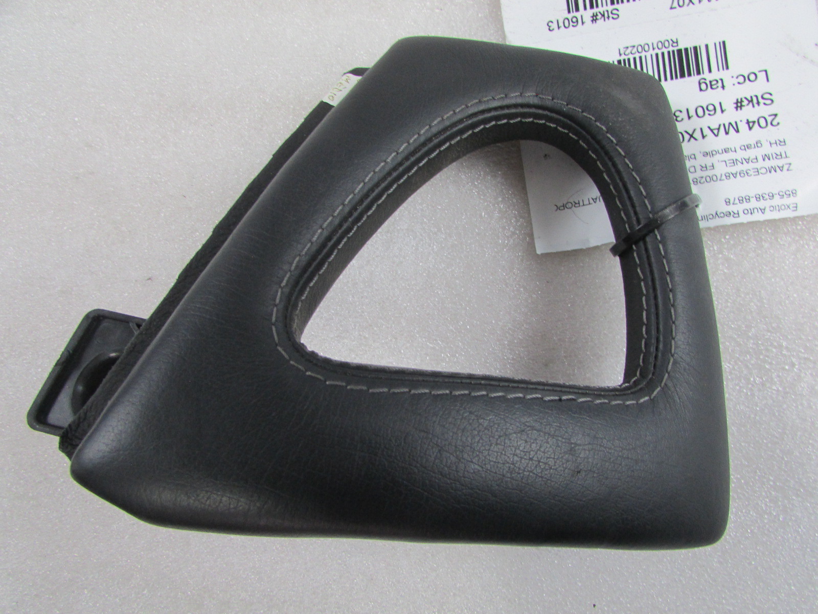 Maserati Quattroporte, RH, Right Front Door Grab Handle, Used