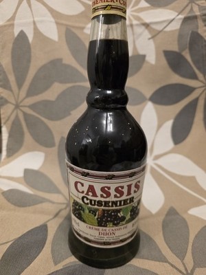 Originalflasche Cassis De Dijon