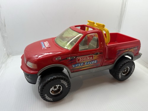 2002 Tonka WAVE RUNNER 14" Large Red Plastic 4x4 Truck 4770 Vintage - Picture 6 of 13