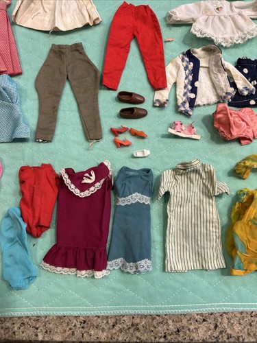 ATTENTON SAMMLER! Vintage Barbie Kleidung Konvolut teils handgefertigt teils original - Bild 7 von 16