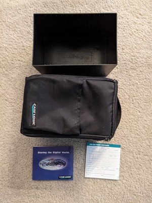 Vintage Case Logic CD Case Holder Travel Container With Strap. Holds 13-15 CD's.