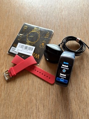 Samsung Galaxy Gear Fit 2 Smartwatch mit Silikonarmband Ladestation Folie