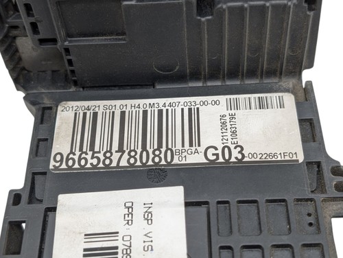 ORIGINAL Caja De Fusibles Citroën / Peugeot 9665878080 - Foto 2 di 4