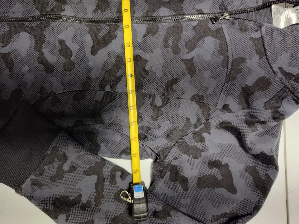 Zyia Active Hoodie Womens Large Black Gray Camo Zip Up Casual Workout Gym - Image 3 of 4