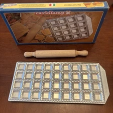 Vintage Italian Ravioli Pasta Mold Maker With Mini Rolling Pin Italy Raviolamp36