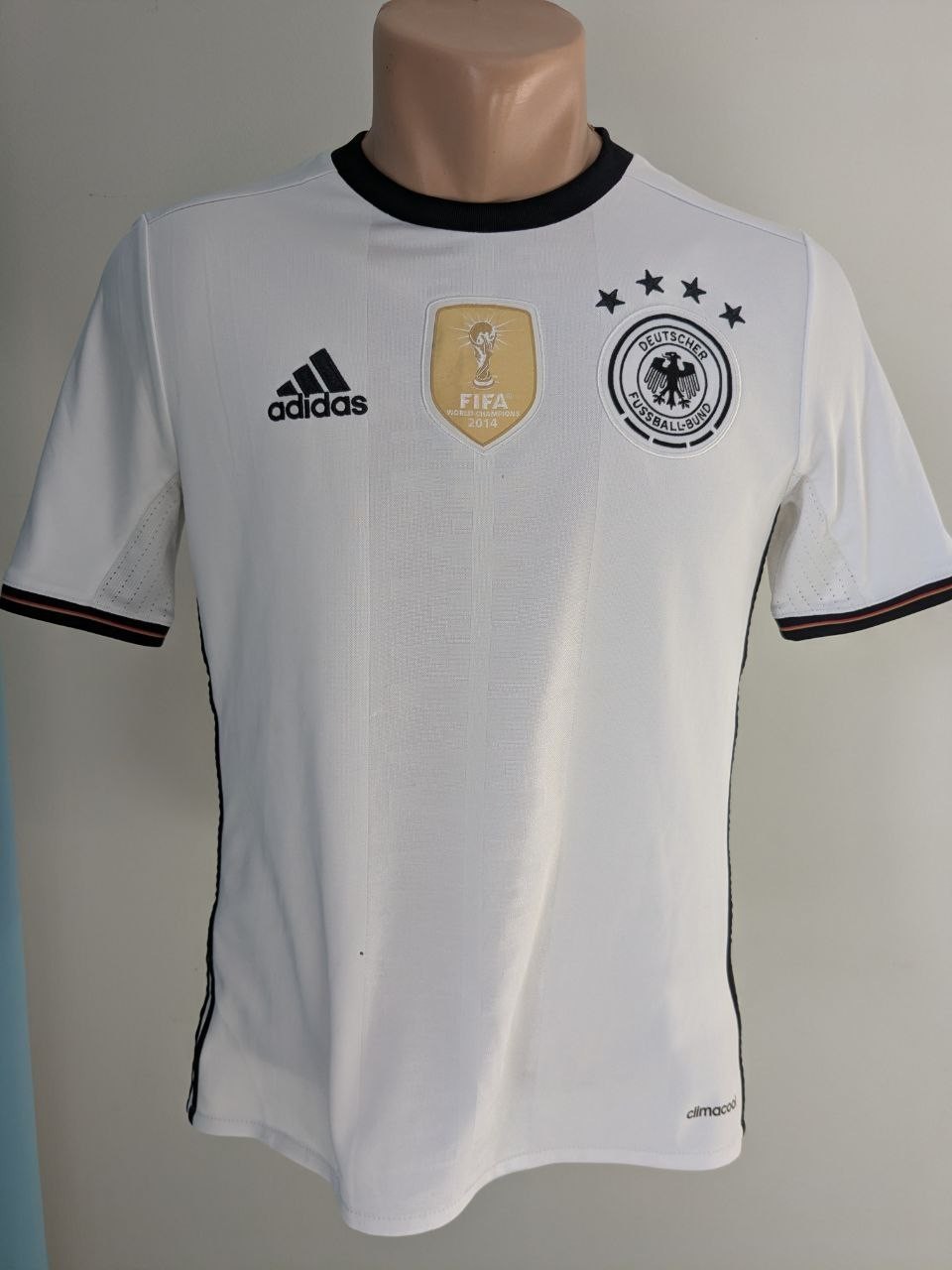 Vintage Adidas Deutscher Fussball-Bund Soccer Jersey World Champions FIFA2014
