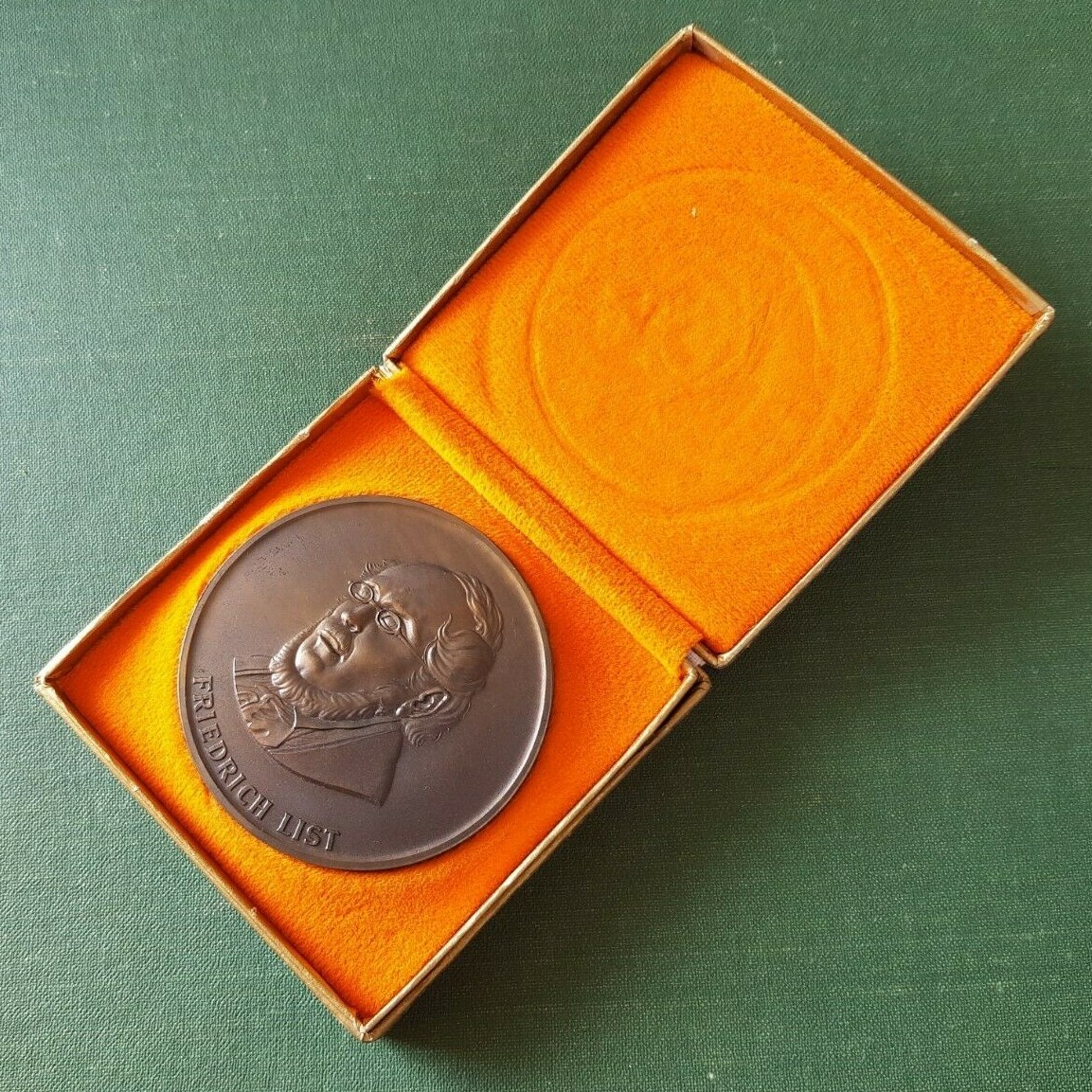Médaillon Or 750‰ 0.5g - Reproduction 5 Pesos Colombie 1930 - Porte-bonheur - Occasion