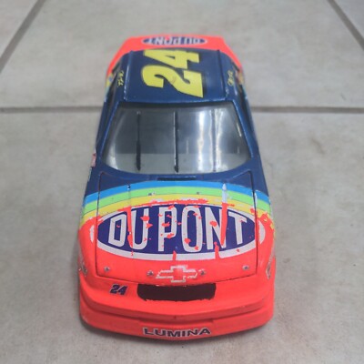 Nascar #24 Jeff Gordon Dupont Monte Carlo 1:24 Scale Diecast 1991