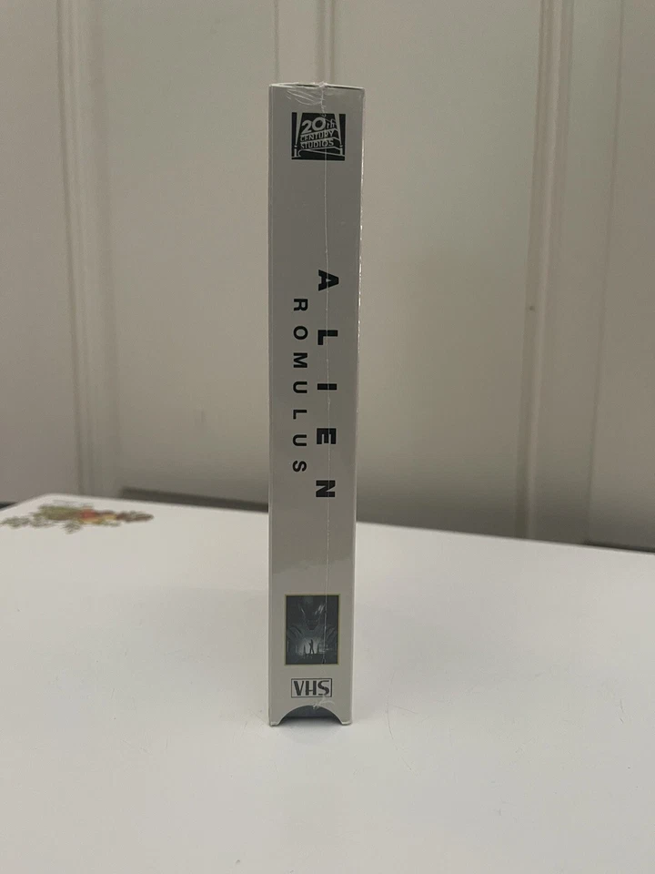 Alien Romulus Limited Edition VHS 20th Century Studios Release 2024 - Image 4 of 4