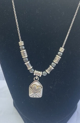 UNDERCOVER Collana lettera Brighton SECRET LOVE cuore in busta 5713