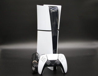 Sony PlayStation 5 Slim Digital Edition 825GB Bianco leggi