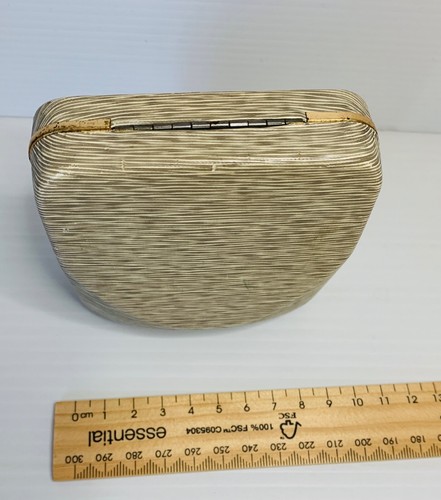 Felca Felicia Ladies Wrist Watch Gold Tone Vintage 1974 + Display Box NOT WORKIN - Picture 14 of 14