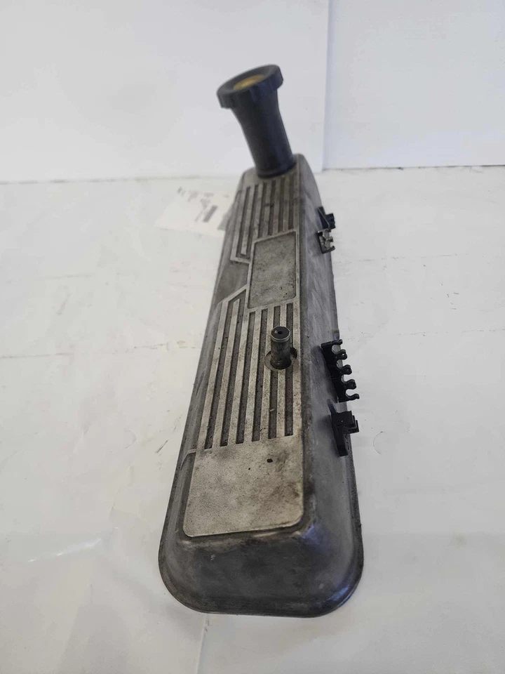 99-04 Land Rover Discovery II 2 Drivers Valve Cover OEM 6 Month Warranty - Image 4 of 4