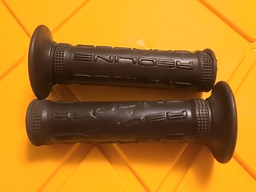 Redline Old School BMX Grips Stamped Logo Forklifter RL20 Freestyle Flange Cut