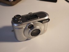 TOSHIBA PDR 3320 3.2MP DIGITAL CAMERA - SILVER FOR PARTS