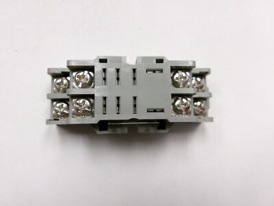 IDEC SH2B-05 RELAY BASE A25