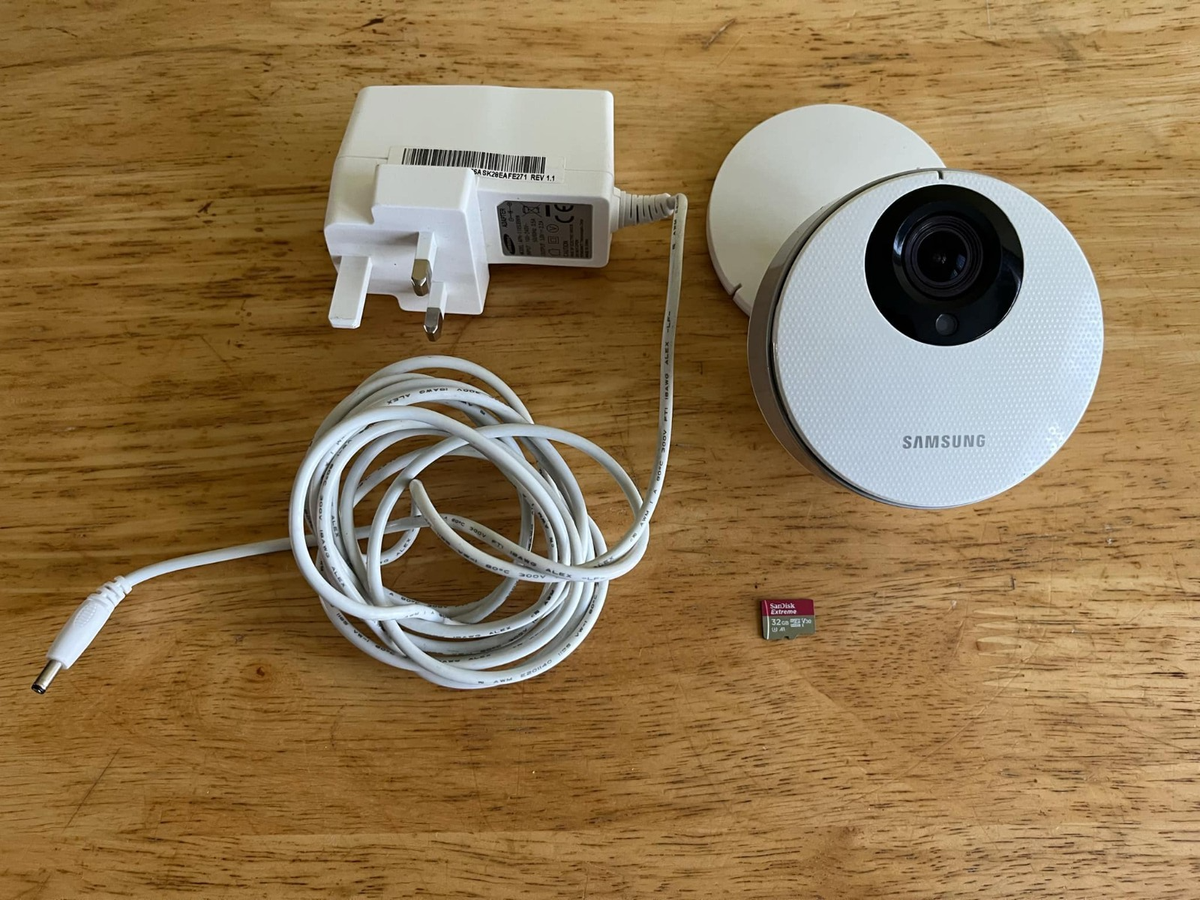 Snh P6410bn Samsung Smart Tv Ip Camera Samsung SNH-P6410BN/UK