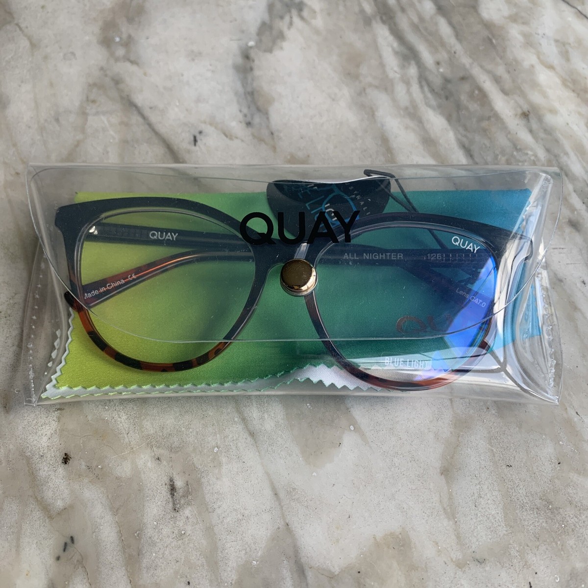 QUAY All Nighter Readers 1.5 Pink Clear Frame Magnified Bluelight Lens NWT New Quay Australia All Nighter Blue Light Glasses Pink Clear  main image 4