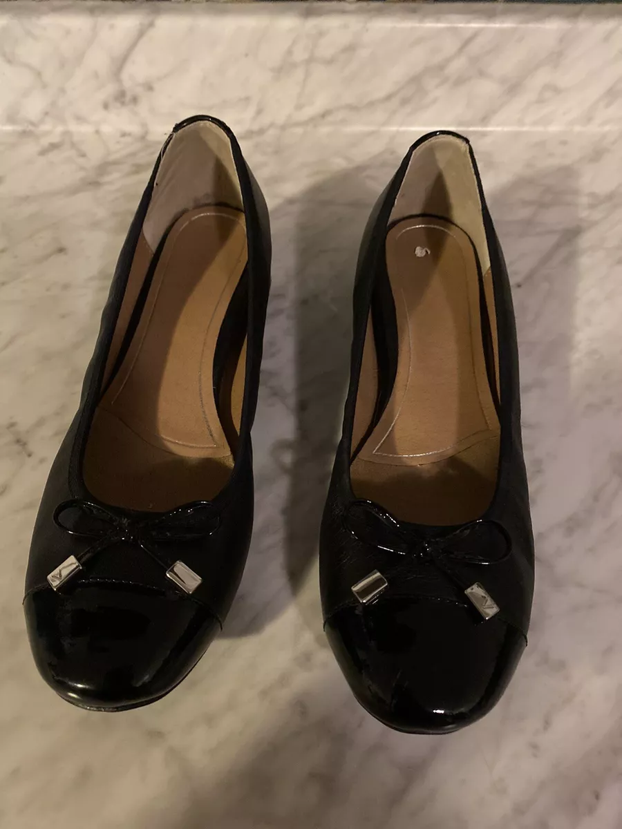 Vionic Minna Black Leather Cap Toe Slip On Ballet Flats Shoe Women s Size 8.5