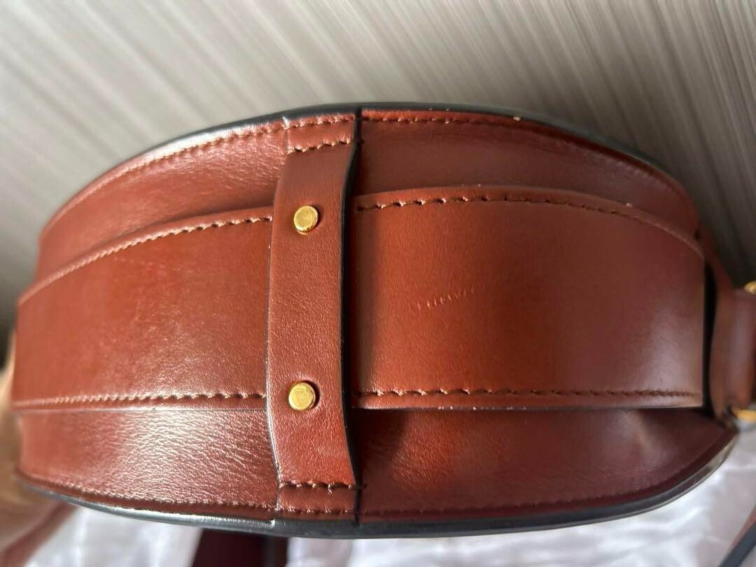 SALE*クロエ*Tess スムースレザー ショルダーバッグ ブラウン Chloé Small Tess Bag in Shiny & Suede Leather in Sepia brown