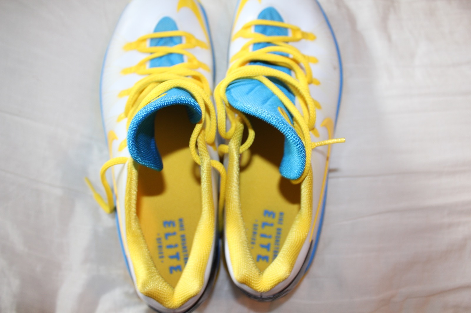 2018 Nike KD V Basketball 5 Elite Playoffs Hommes Basketball V Chaussures 585386-100 SZ 11 d94c62 2018 Nike KD V Basketball 5 Elite Playoffs Hommes Basketball V Chaussures 585386-100 SZ 11 d94c62