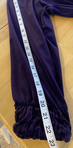 Delicates Women's Purple Velvet Velour Long Zip Up “M” Robe House Coat Lovely! - Picture 7 of 13