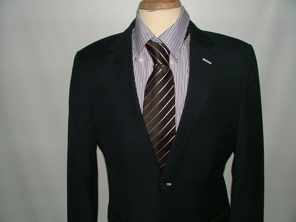 NOVO BLAZER WT SONS OF INTRIGUE TAMANHO 41 S POLIÉSTER RAYON MARINHO SÓLIDO #300 - Imagem 2 de 4