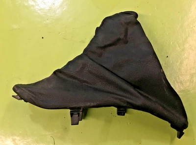 Soufflet de frein a main / ALFA ROMEO 147 / Phase 1 - Photo 1/4