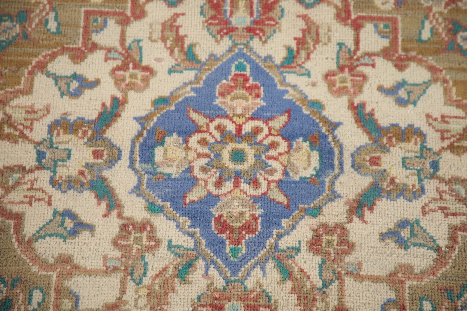 Picture 9 of 24