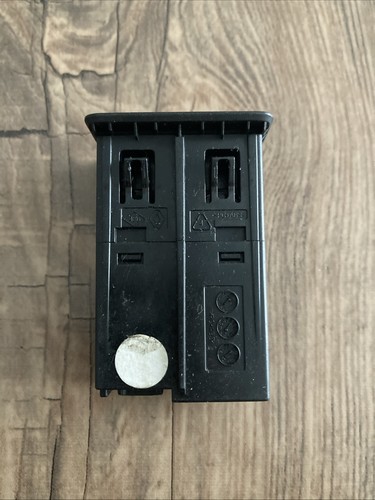 Renault DACIA SANDERO III JOGGER DUSTER II LOGAN III USB Connector 280231389R - Picture 3 of 4