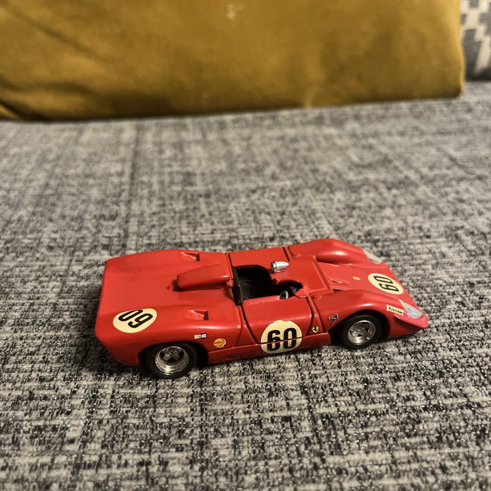 Picture 2 of 5
