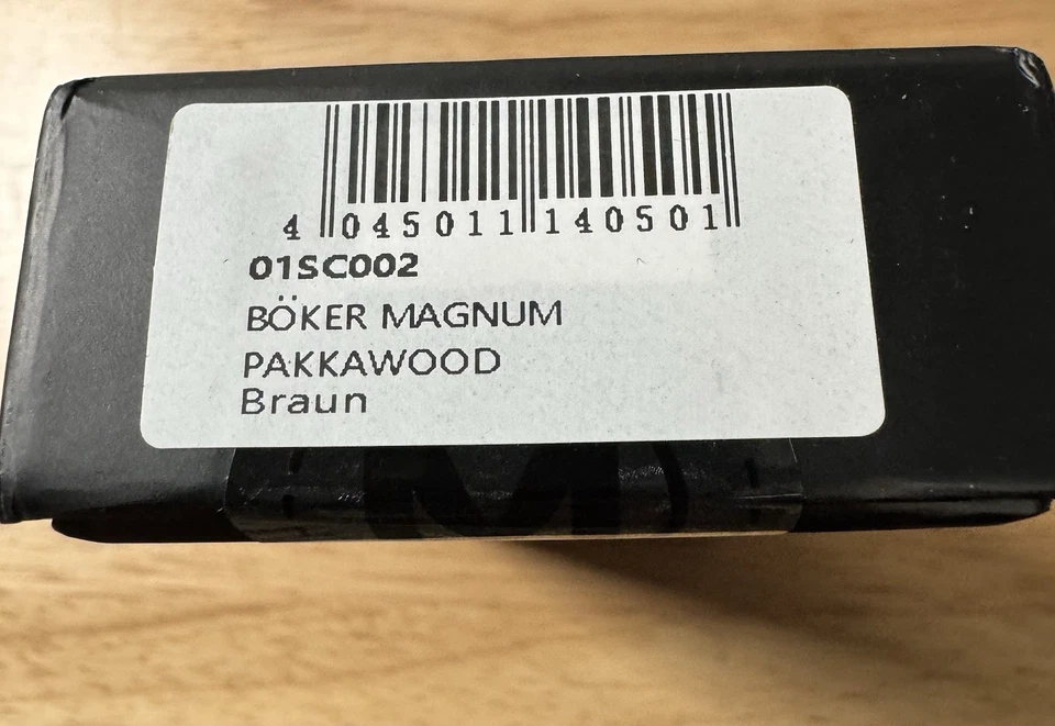 Boker Magnum Fancy Pakkawood 锁扣口袋刀 420SS 折叠猎人 01SC002 — 第 3/4 张图片